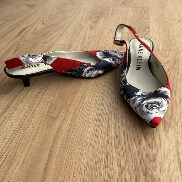 Anne Klein Pumps NEW - Picture 4 of 7